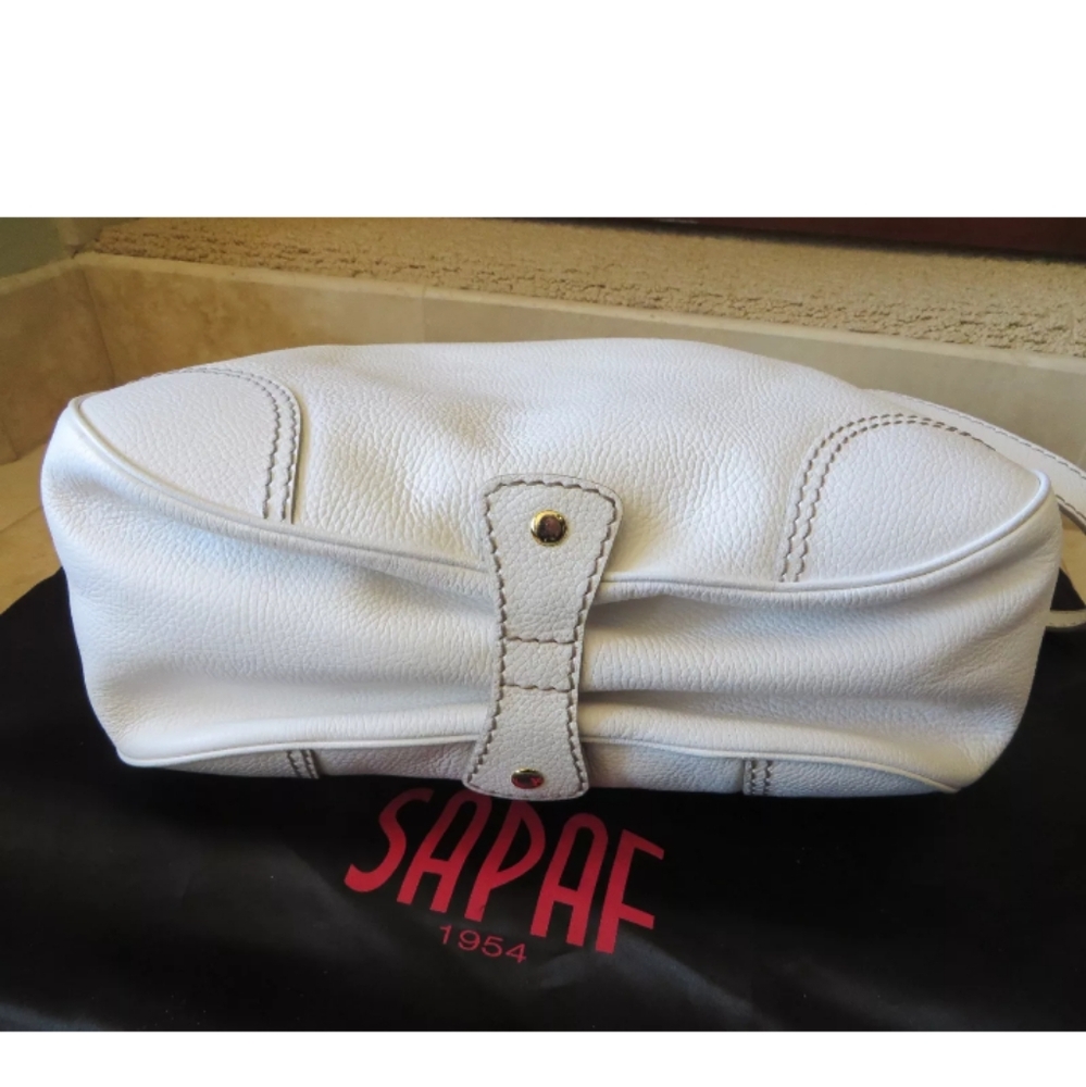 Designer Handbag - Picture 6 of 7